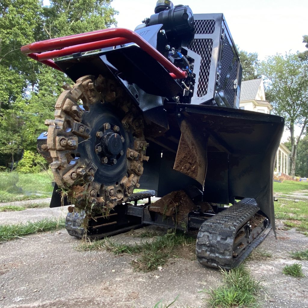 stump grinding with a stump grinder on tracks